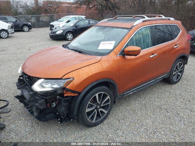 Photo 1 VIN: JN8AT2MV7JW324045 - NISSAN ROGUE 