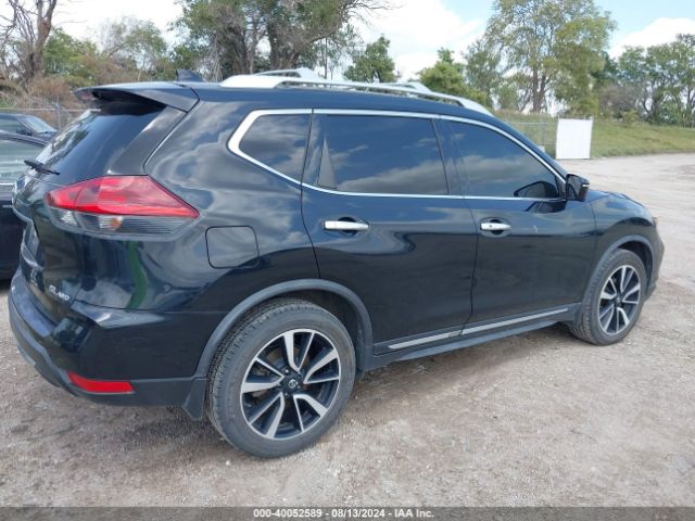 Photo 3 VIN: JN8AT2MV7JW324417 - NISSAN ROGUE 