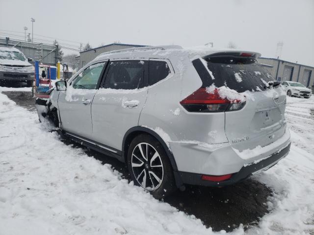 Photo 2 VIN: JN8AT2MV7JW340214 - NISSAN ROGUE 