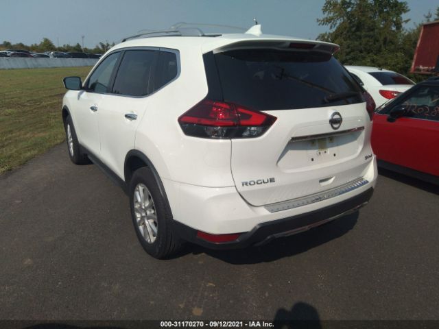 Photo 2 VIN: JN8AT2MV8HW003156 - NISSAN ROGUE 