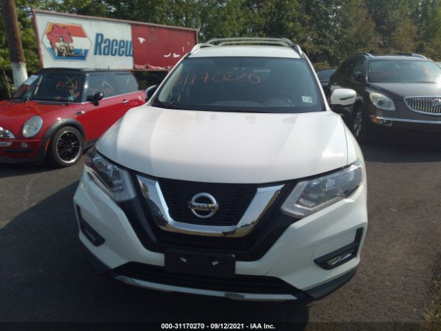 Photo 5 VIN: JN8AT2MV8HW003156 - NISSAN ROGUE 