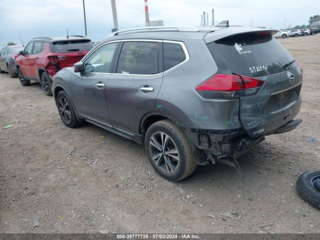 Photo 2 VIN: JN8AT2MV8HW285184 - NISSAN ROGUE 