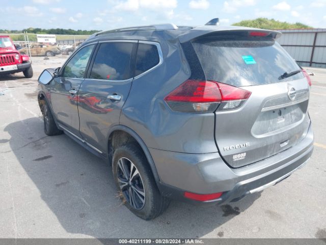 Photo 2 VIN: JN8AT2MV8JW310204 - NISSAN ROGUE 