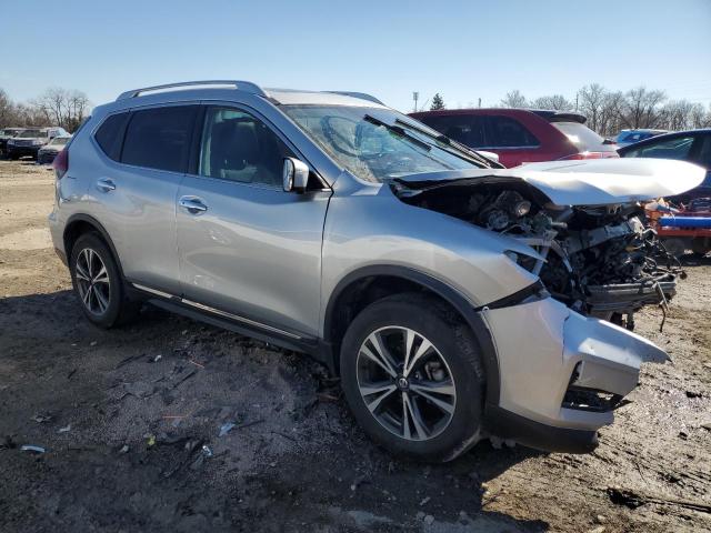 Photo 3 VIN: JN8AT2MV8JW314902 - NISSAN ROGUE 