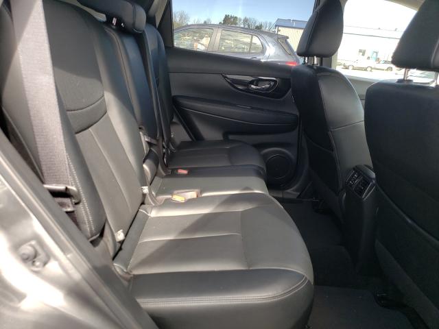 Photo 5 VIN: JN8AT2MV8JW340707 - NISSAN ROGUE 