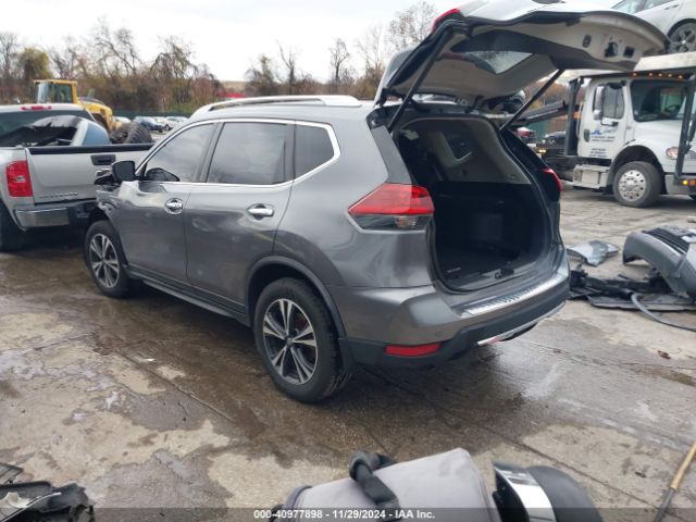 Photo 2 VIN: JN8AT2MV8KW390962 - NISSAN ROGUE 