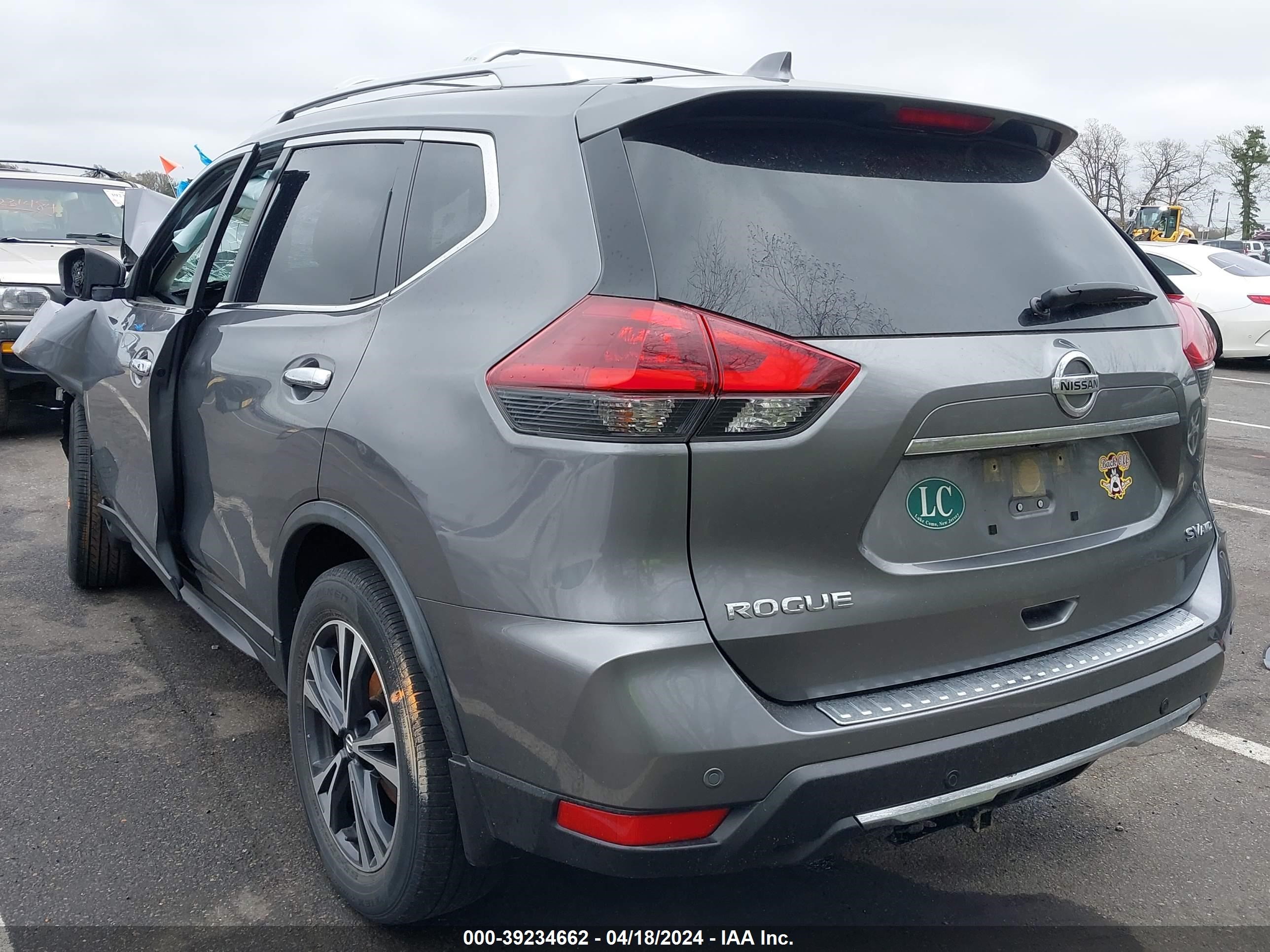 Photo 2 VIN: JN8AT2MV8LW120809 - NISSAN ROGUE 