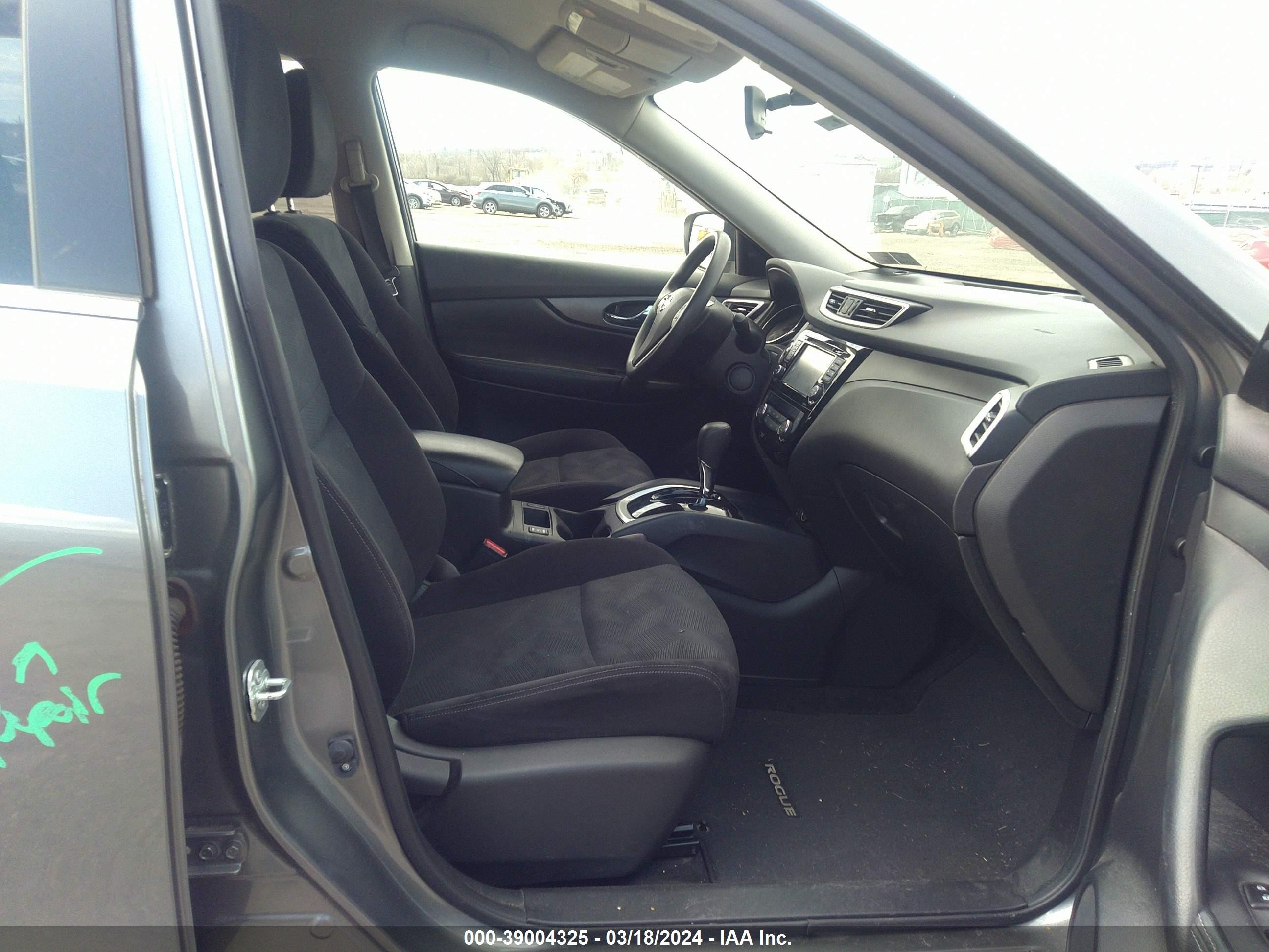 Photo 4 VIN: JN8AT2MV9GW148768 - NISSAN ROGUE 