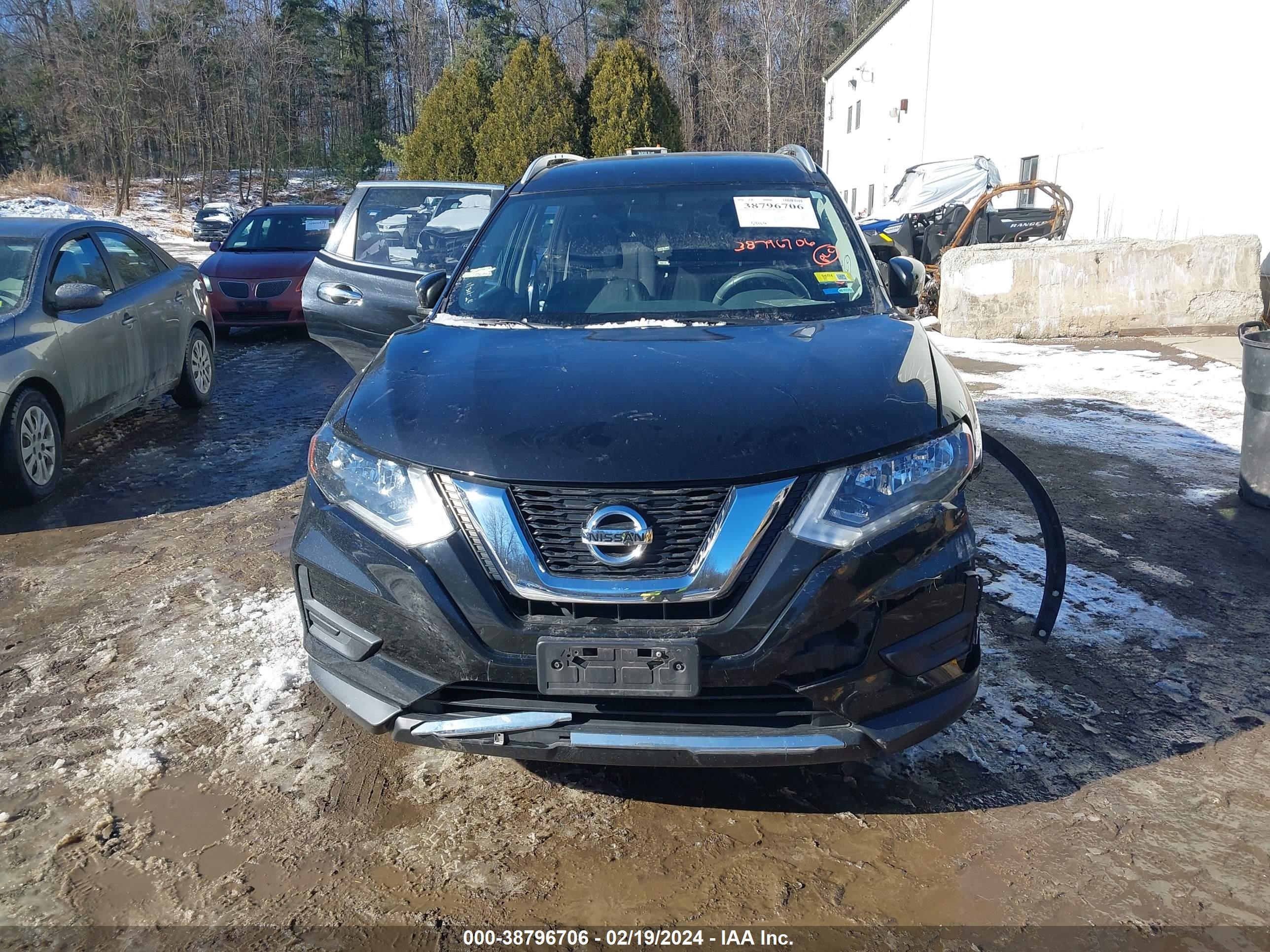 Photo 11 VIN: JN8AT2MV9HW019625 - NISSAN ROGUE 