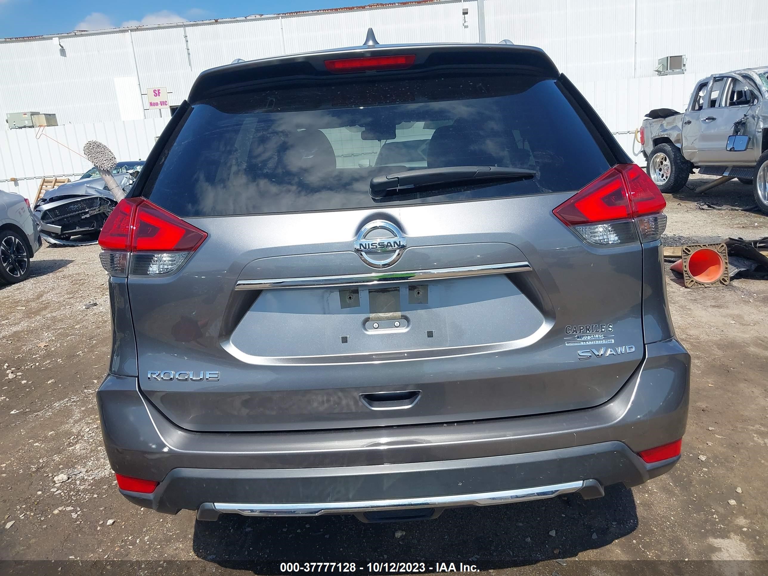 Photo 15 VIN: JN8AT2MV9HW255806 - NISSAN ROGUE 