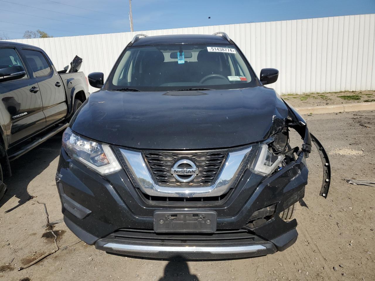 Photo 4 VIN: JN8AT2MV9HW257135 - NISSAN ROGUE 