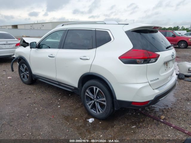 Photo 2 VIN: JN8AT2MV9HW281399 - NISSAN ROGUE 