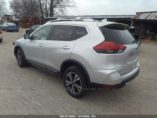 Photo 2 VIN: JN8AT2MV9HW281810 - NISSAN ROGUE 