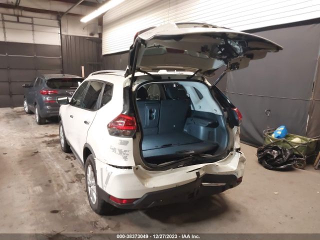 Photo 2 VIN: JN8AT2MV9JW304234 - NISSAN ROGUE 