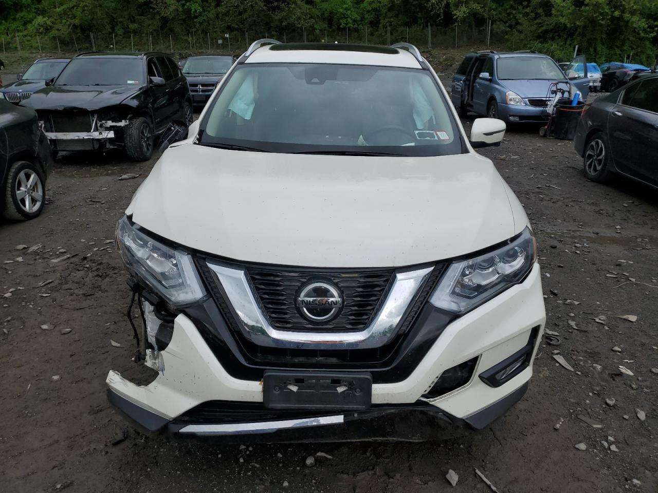 Photo 4 VIN: JN8AT2MV9JW347309 - NISSAN ROGUE 