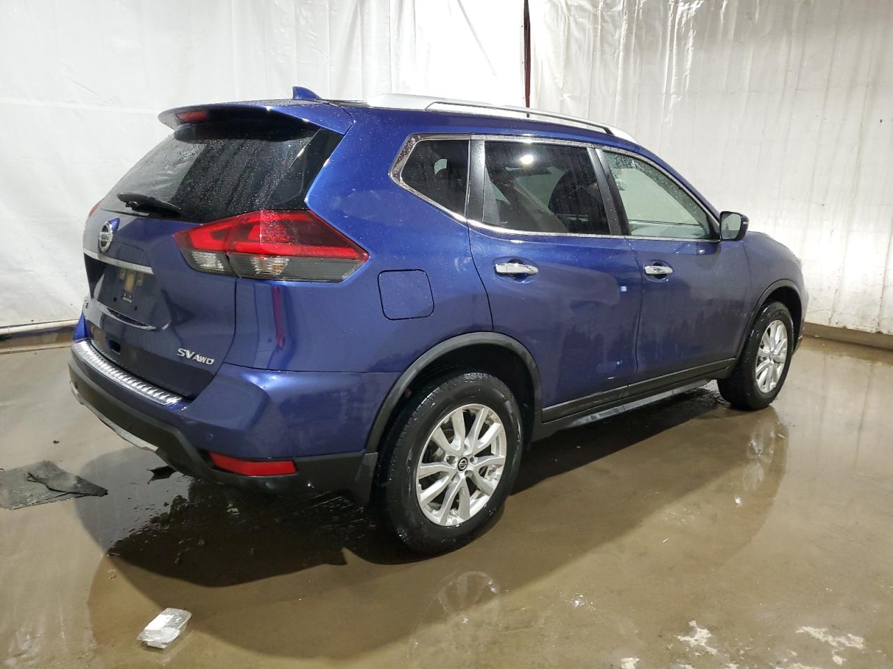 Photo 2 VIN: JN8AT2MV9KW377878 - NISSAN ROGUE 