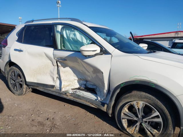 Photo 5 VIN: JN8AT2MV9KW398889 - NISSAN ROGUE 