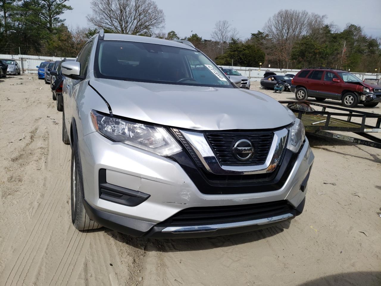 Photo 4 VIN: JN8AT2MV9LW113447 - NISSAN ROGUE 