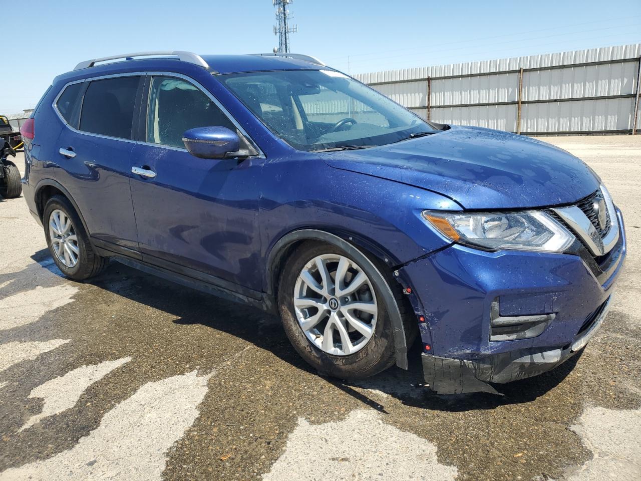 Photo 3 VIN: JN8AT2MV9LW138901 - NISSAN ROGUE 