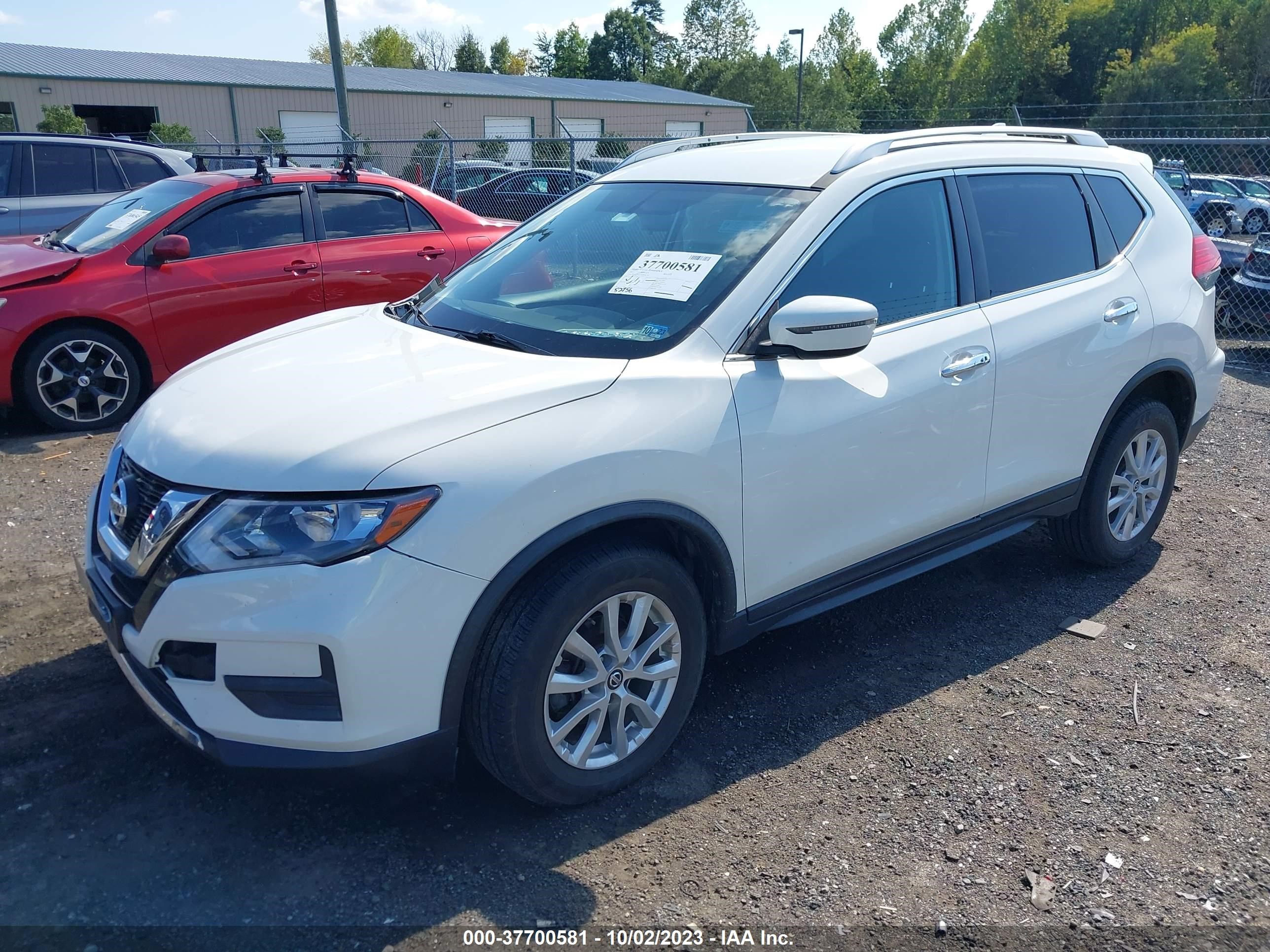 Photo 1 VIN: JN8AT2MVXHW007757 - NISSAN ROGUE 