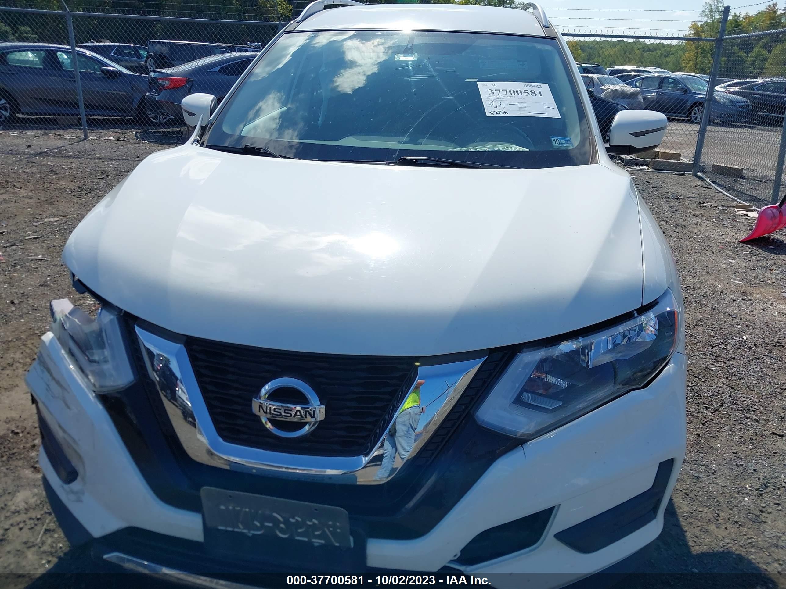 Photo 11 VIN: JN8AT2MVXHW007757 - NISSAN ROGUE 