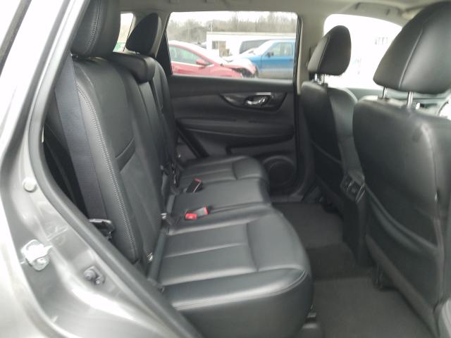 Photo 5 VIN: JN8AT2MVXJW326789 - NISSAN ROGUE 