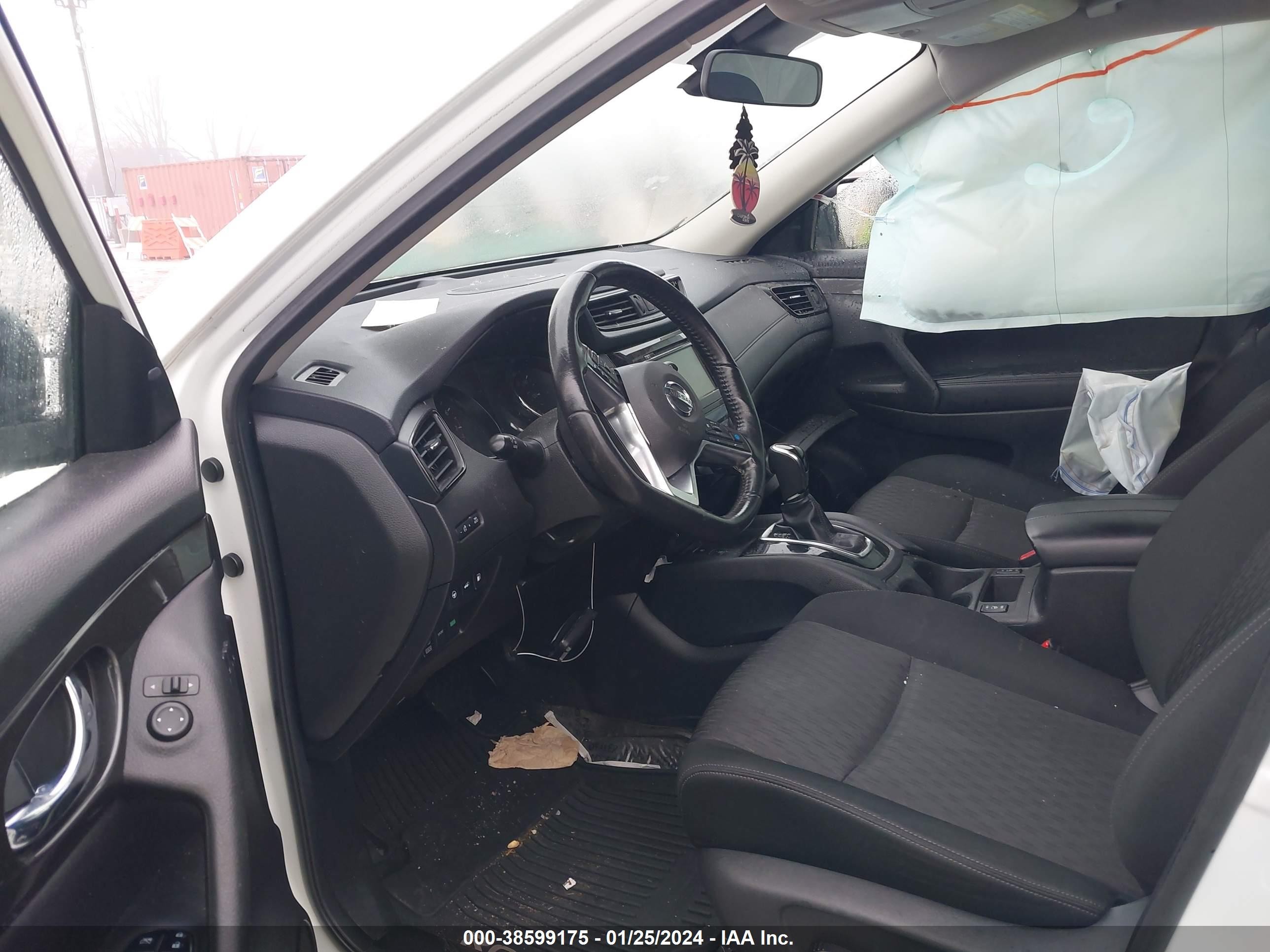 Photo 4 VIN: JN8AT2MVXKW380840 - NISSAN ROGUE 