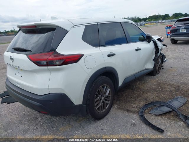 Photo 3 VIN: JN8AT3AA6MW018742 - NISSAN ROGUE 