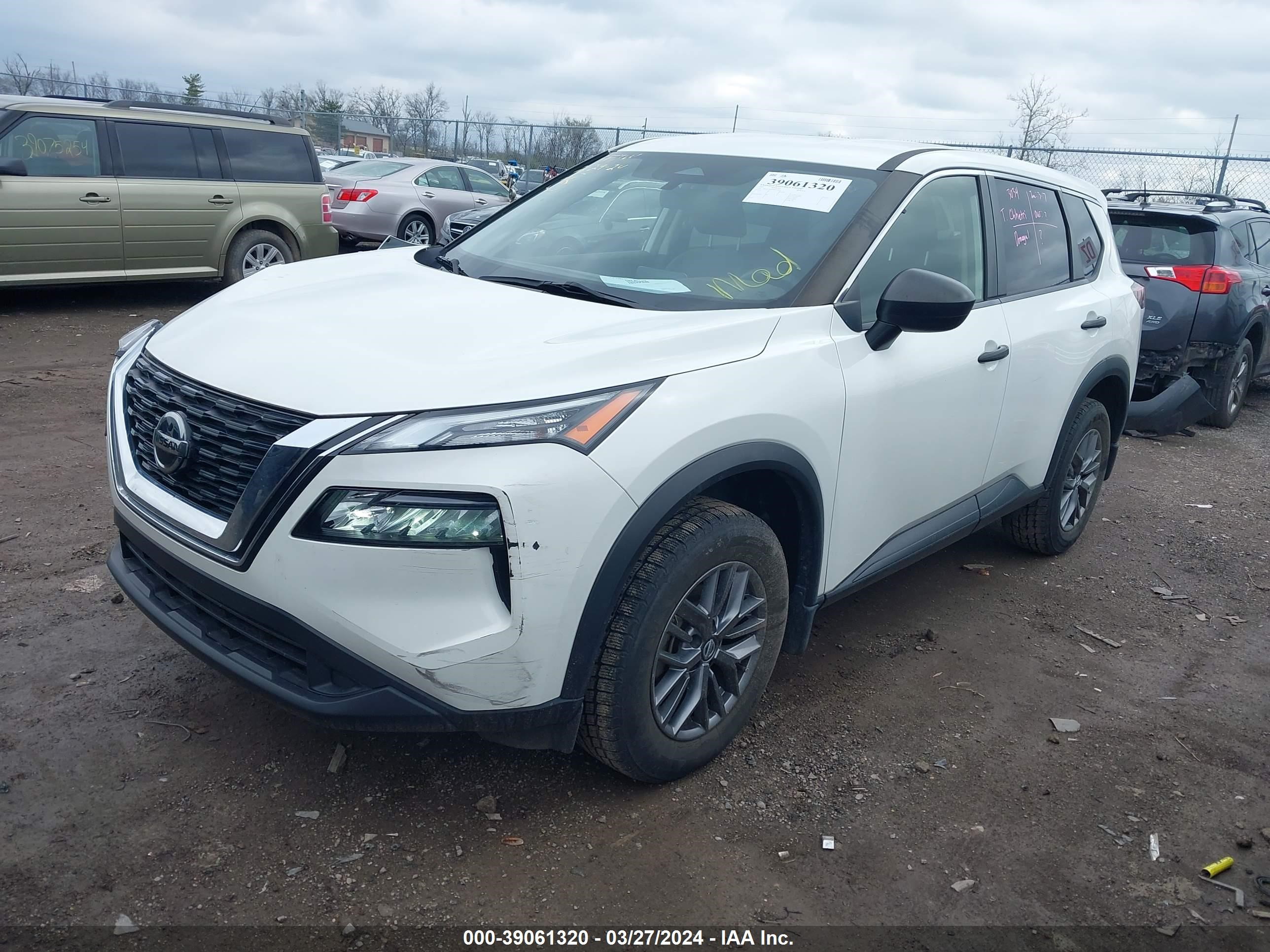 Photo 1 VIN: JN8AT3AB9MW210892 - NISSAN ROGUE 