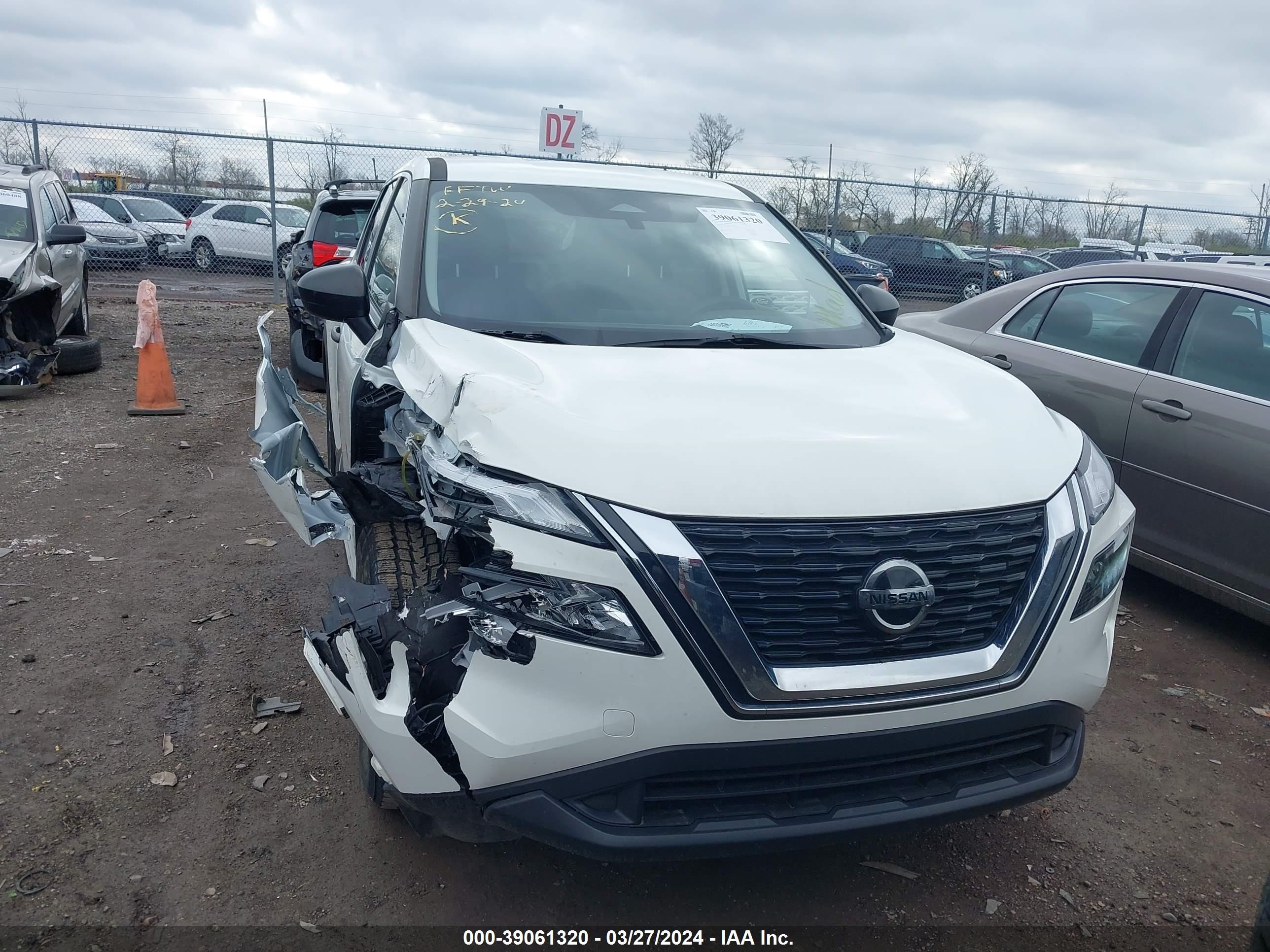 Photo 11 VIN: JN8AT3AB9MW210892 - NISSAN ROGUE 