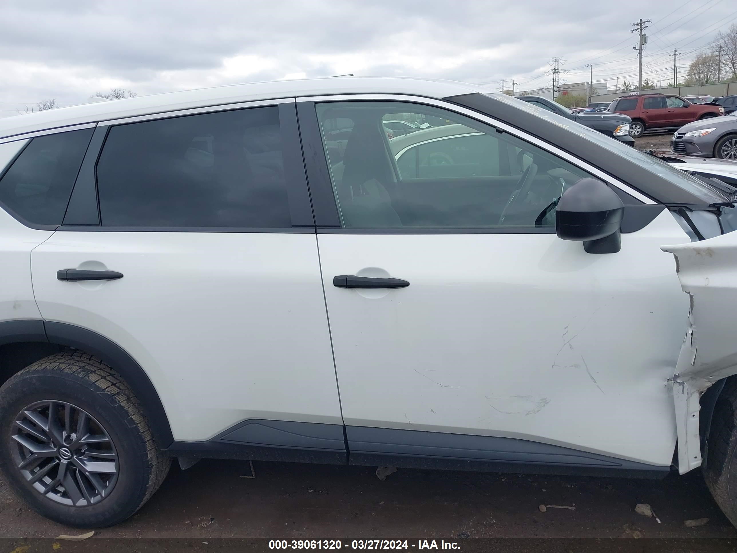 Photo 12 VIN: JN8AT3AB9MW210892 - NISSAN ROGUE 