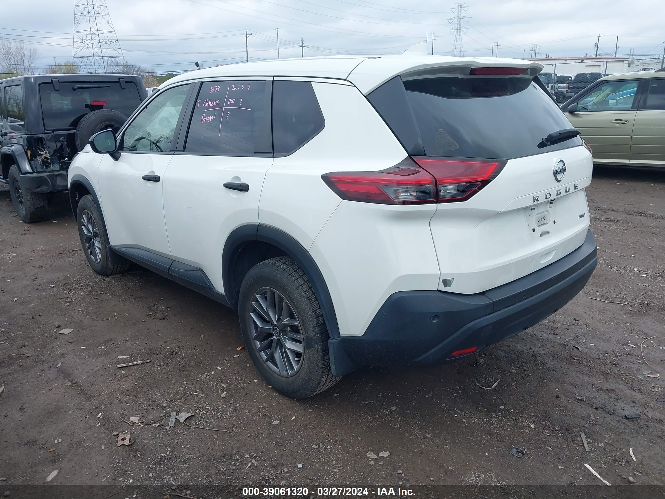 Photo 2 VIN: JN8AT3AB9MW210892 - NISSAN ROGUE 