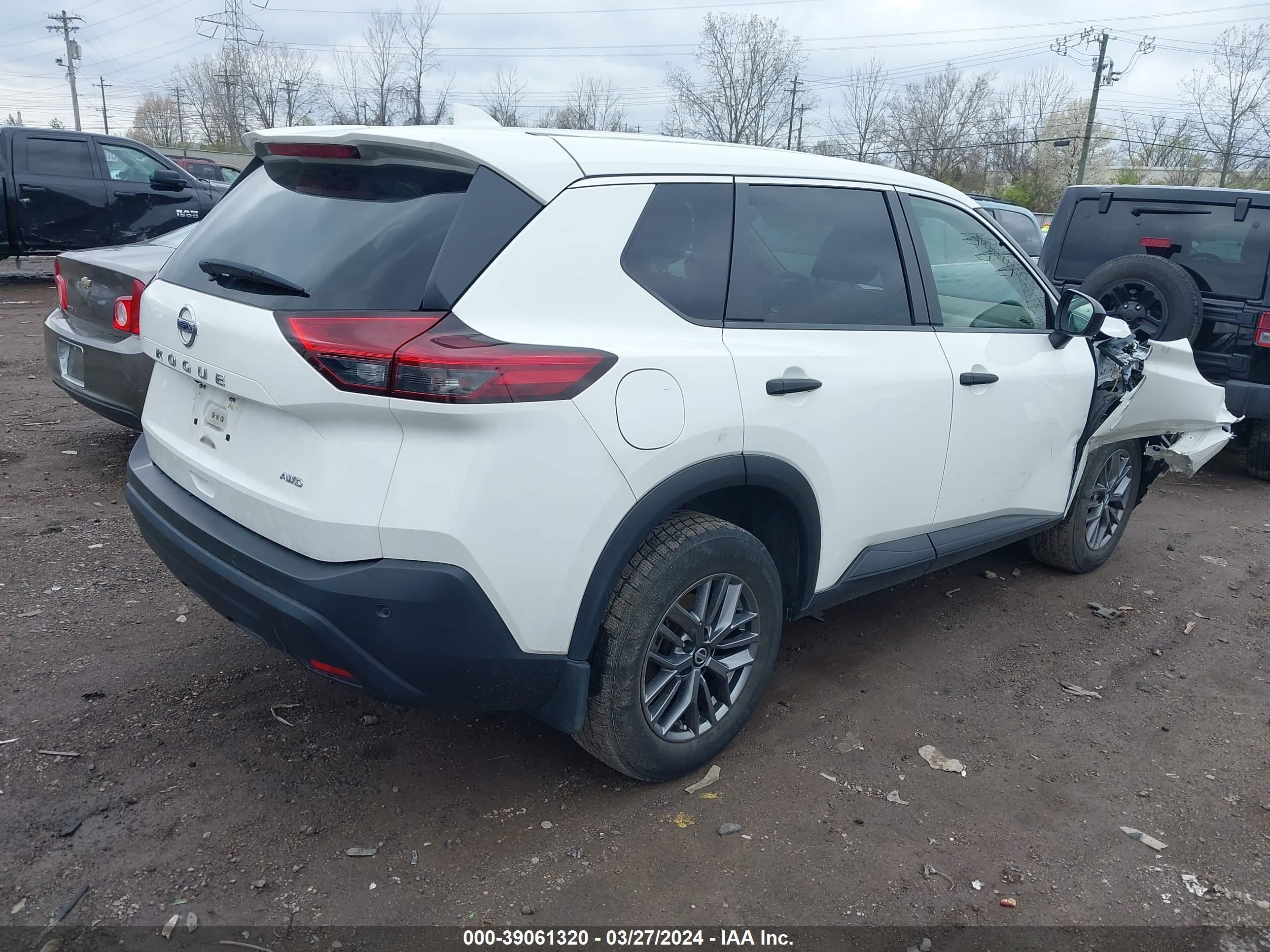 Photo 3 VIN: JN8AT3AB9MW210892 - NISSAN ROGUE 