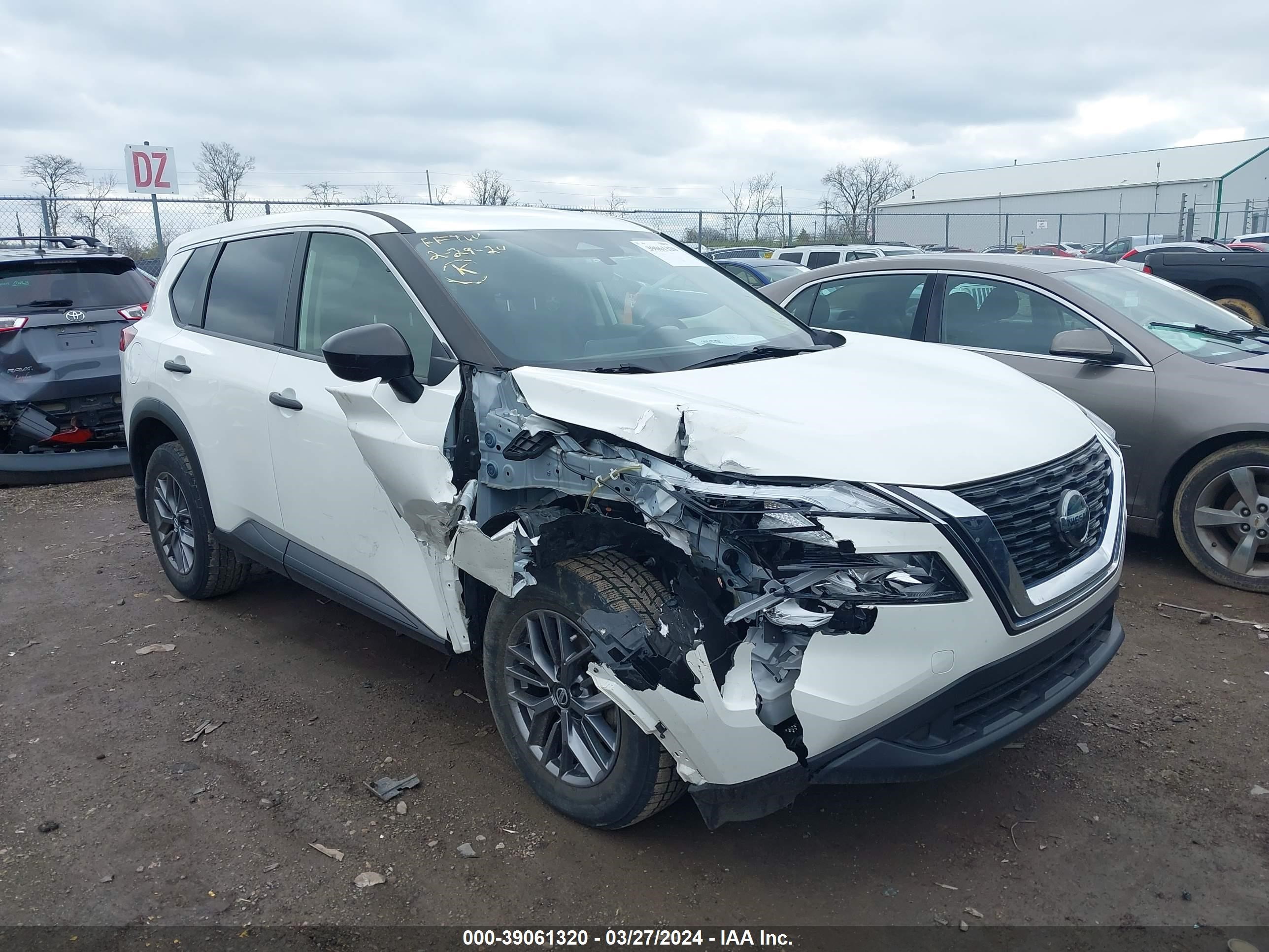 Photo 5 VIN: JN8AT3AB9MW210892 - NISSAN ROGUE 