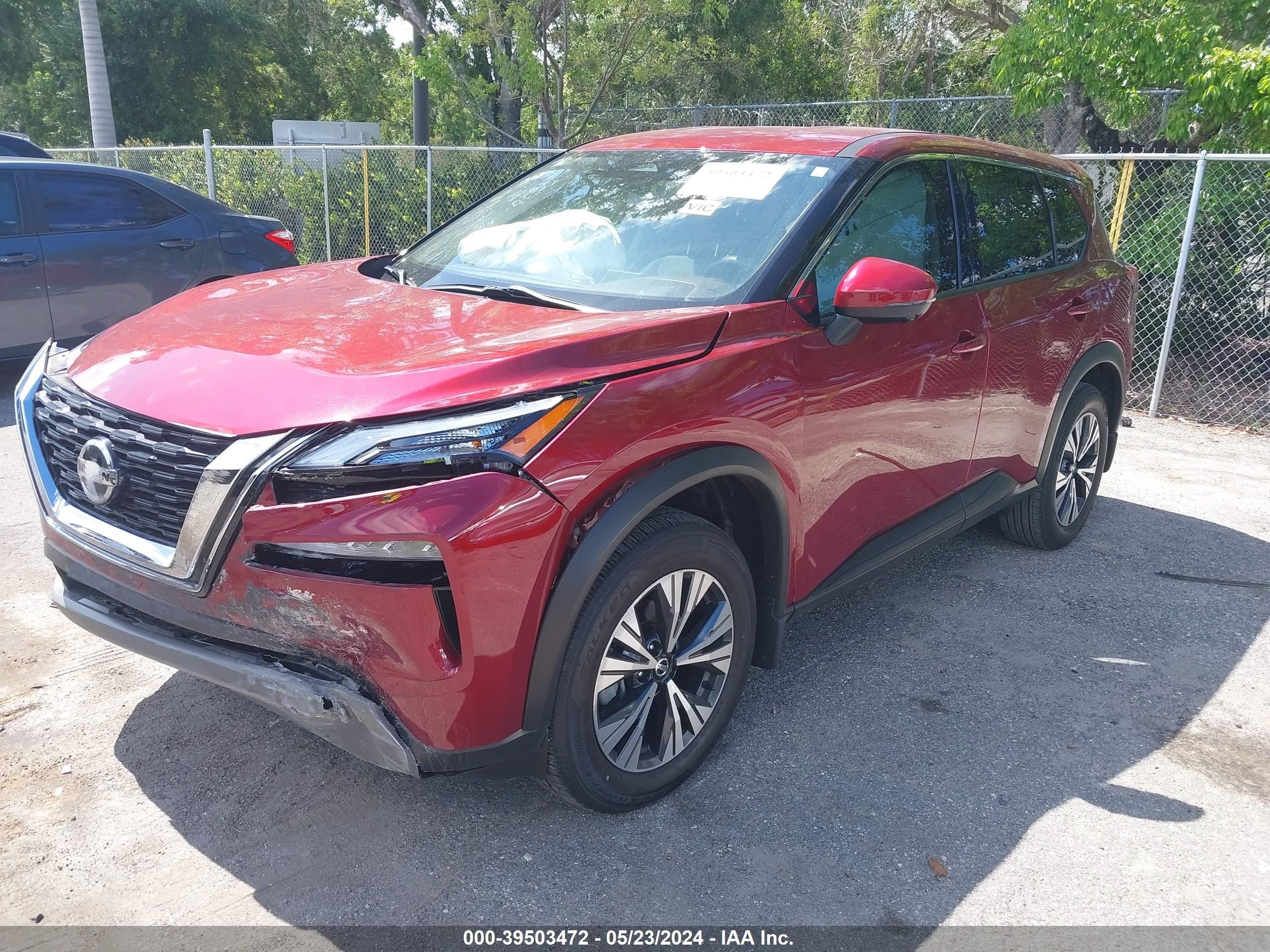 Photo 1 VIN: JN8AT3BA0MW007637 - NISSAN ROGUE 