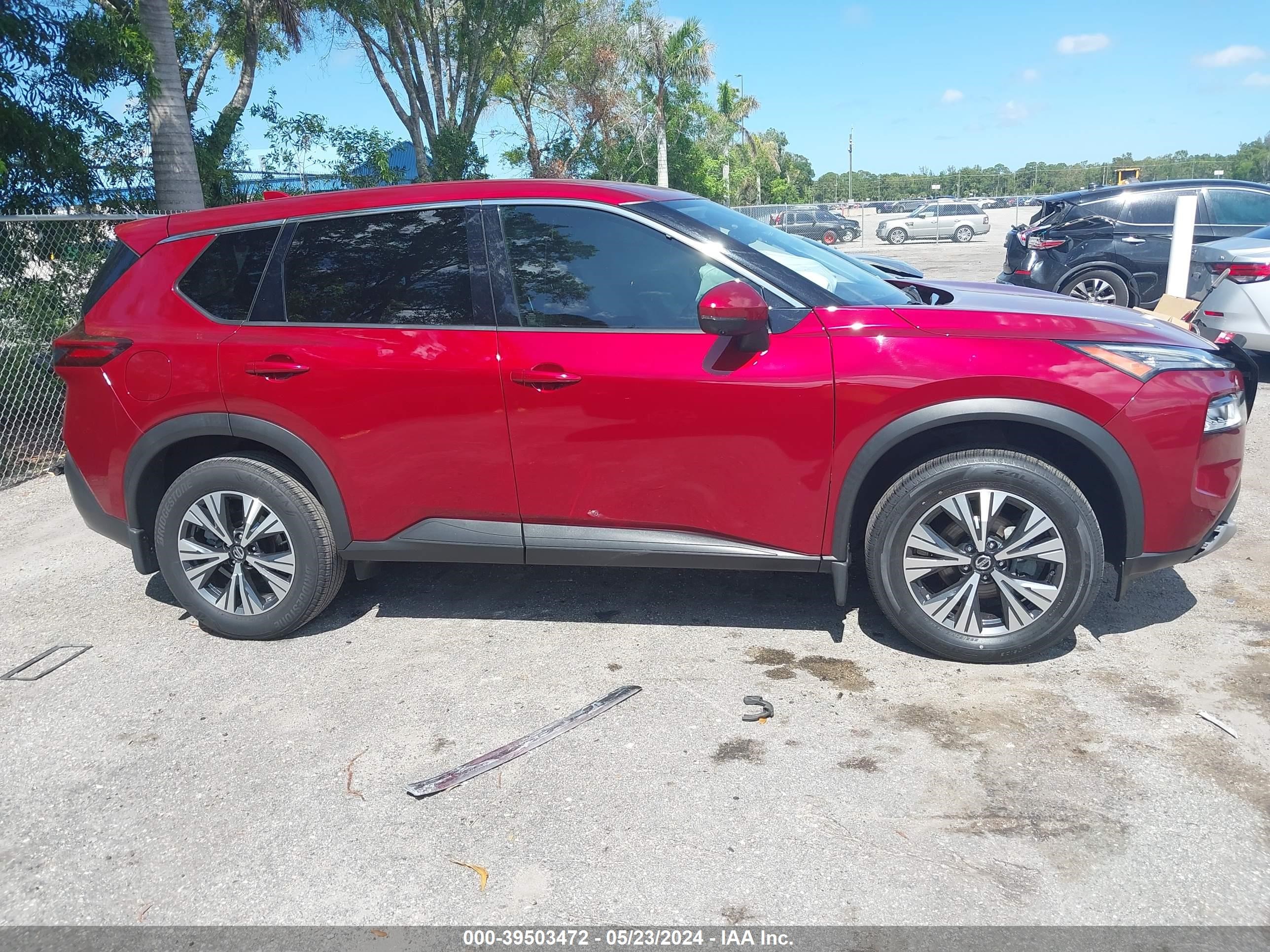 Photo 12 VIN: JN8AT3BA0MW007637 - NISSAN ROGUE 