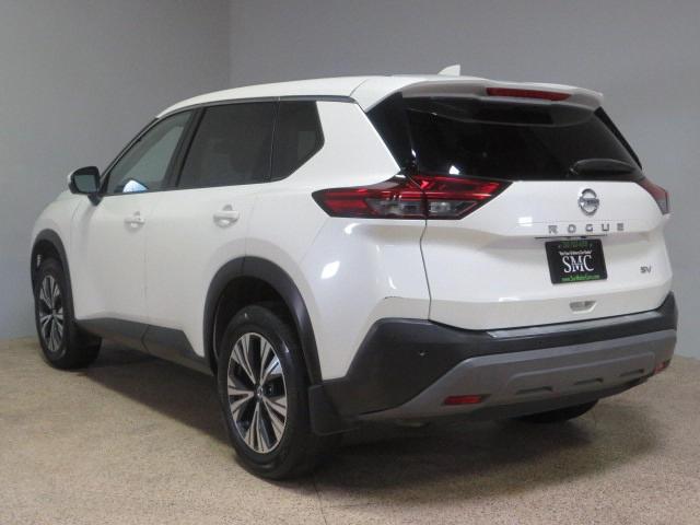 Photo 3 VIN: JN8AT3BA5MW018133 - NISSAN ROGUE SV 