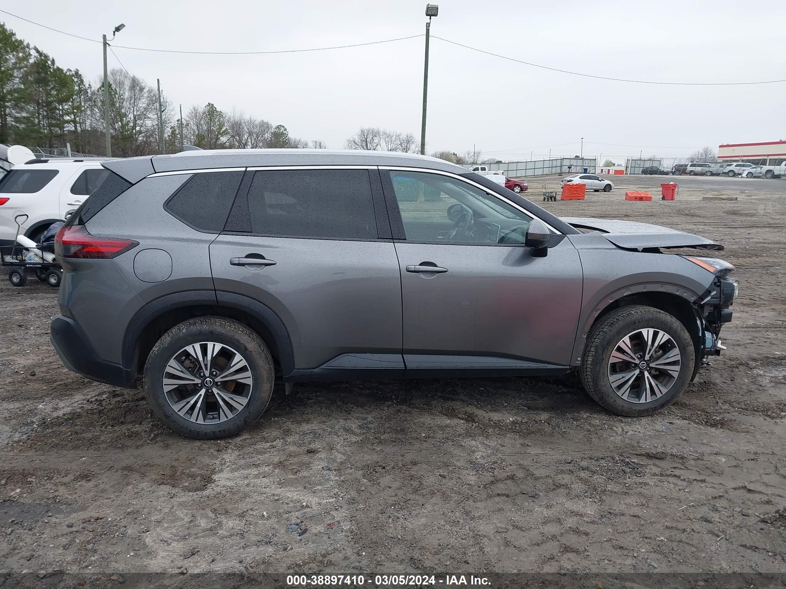 Photo 13 VIN: JN8AT3BA5MW018746 - NISSAN ROGUE 