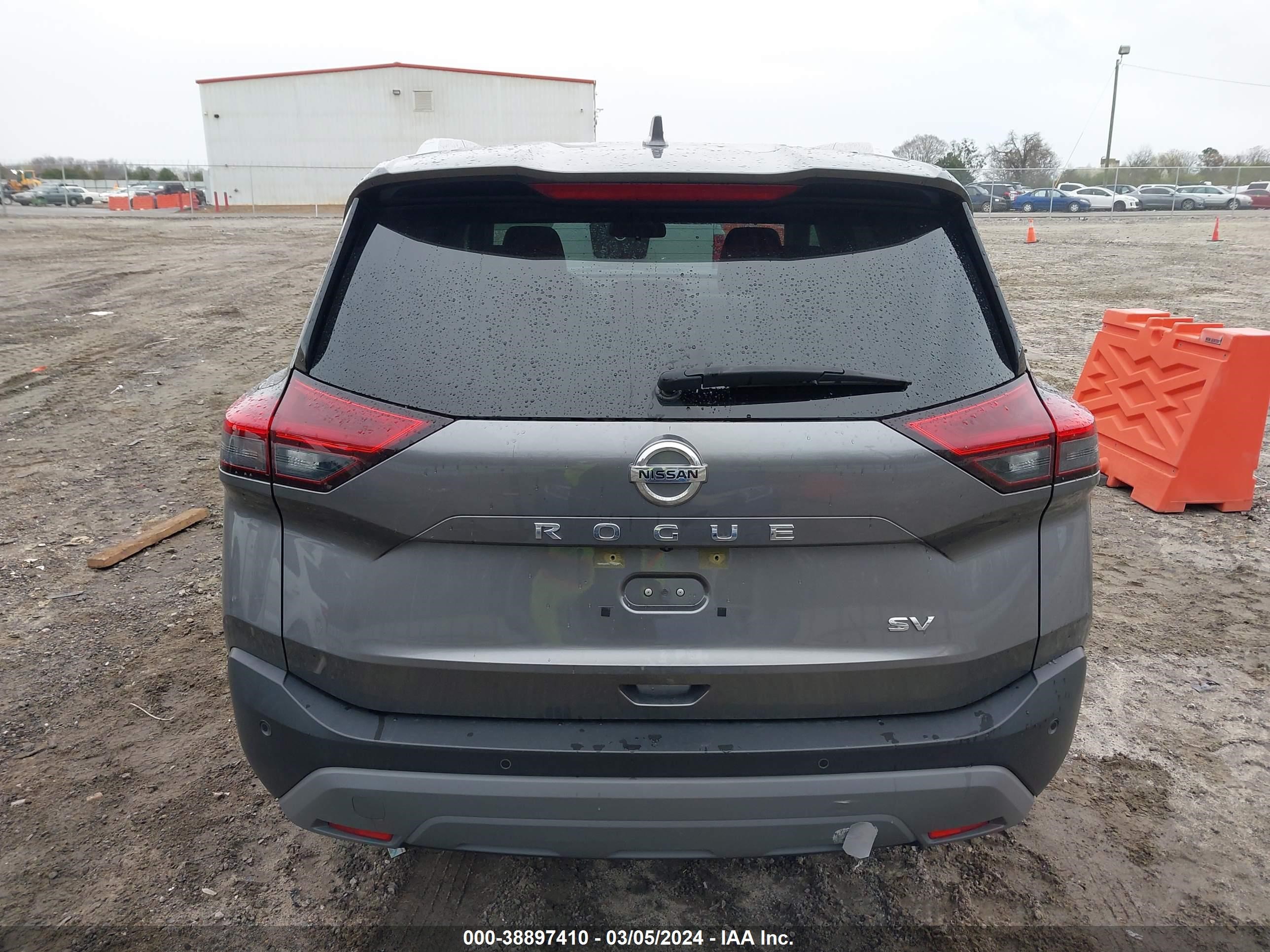 Photo 16 VIN: JN8AT3BA5MW018746 - NISSAN ROGUE 