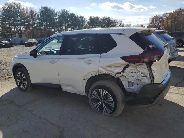 Photo 1 VIN: JN8AT3BB0MW214196 - NISSAN ROGUE SV 