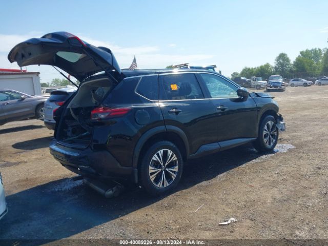 Photo 3 VIN: JN8AT3BB2MW215558 - NISSAN ROGUE 