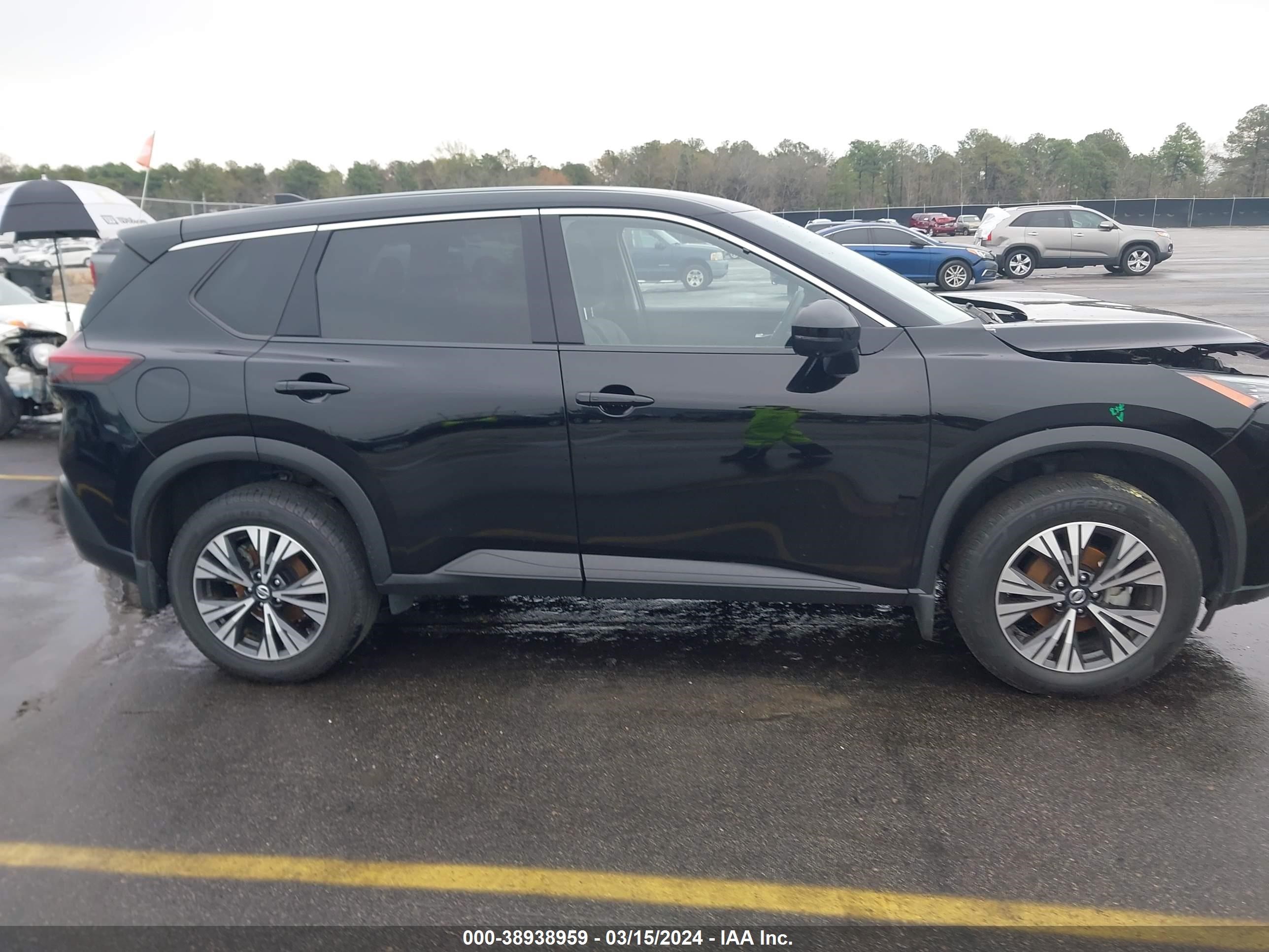 Photo 12 VIN: JN8AT3BB3MW214032 - NISSAN ROGUE 