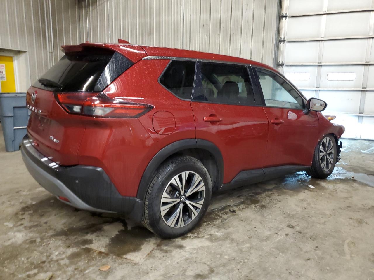 Photo 2 VIN: JN8AT3BB6MW219841 - NISSAN ROGUE 