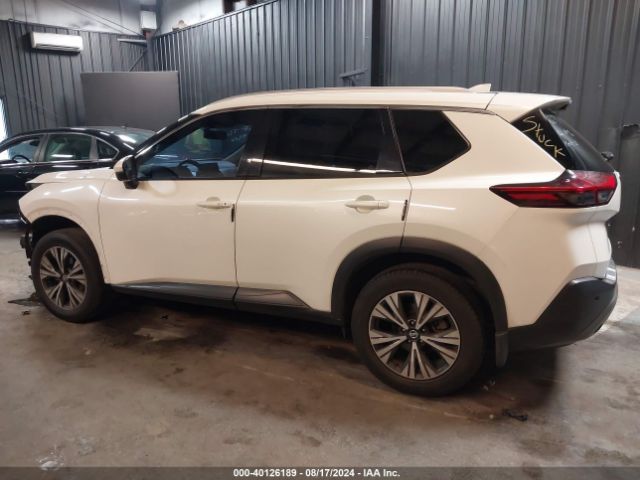 Photo 2 VIN: JN8AT3BB7MW221582 - NISSAN ROGUE 