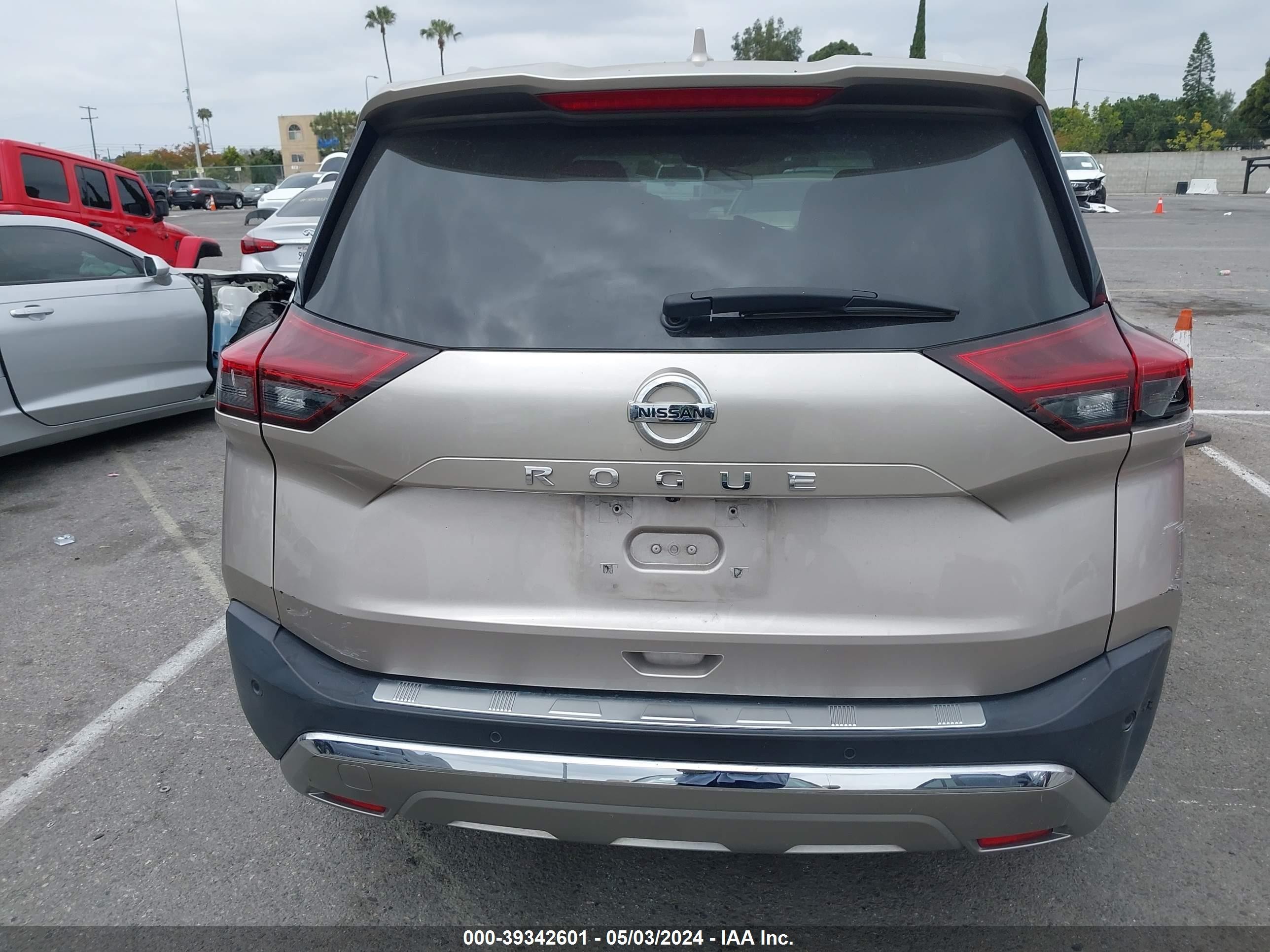 Photo 15 VIN: JN8AT3DC6MW103819 - NISSAN ROGUE 