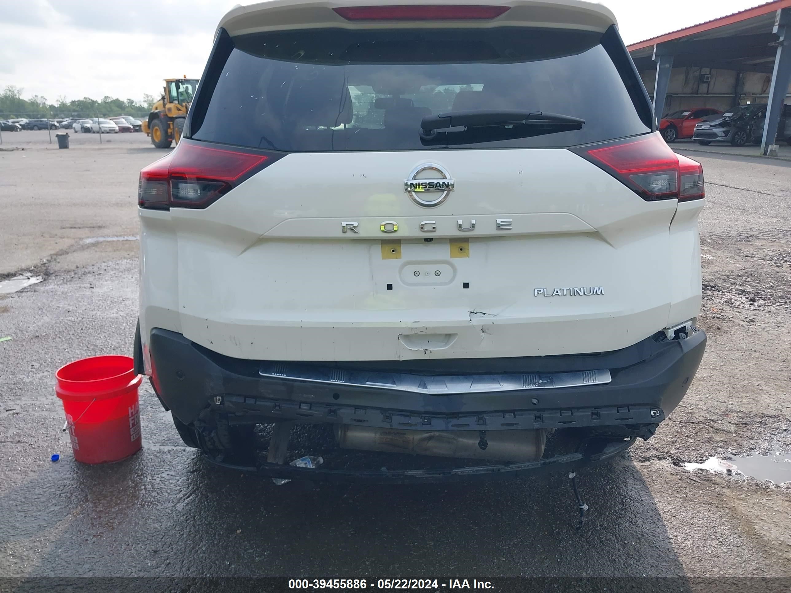 Photo 5 VIN: JN8AT3DC7MW105773 - NISSAN ROGUE 