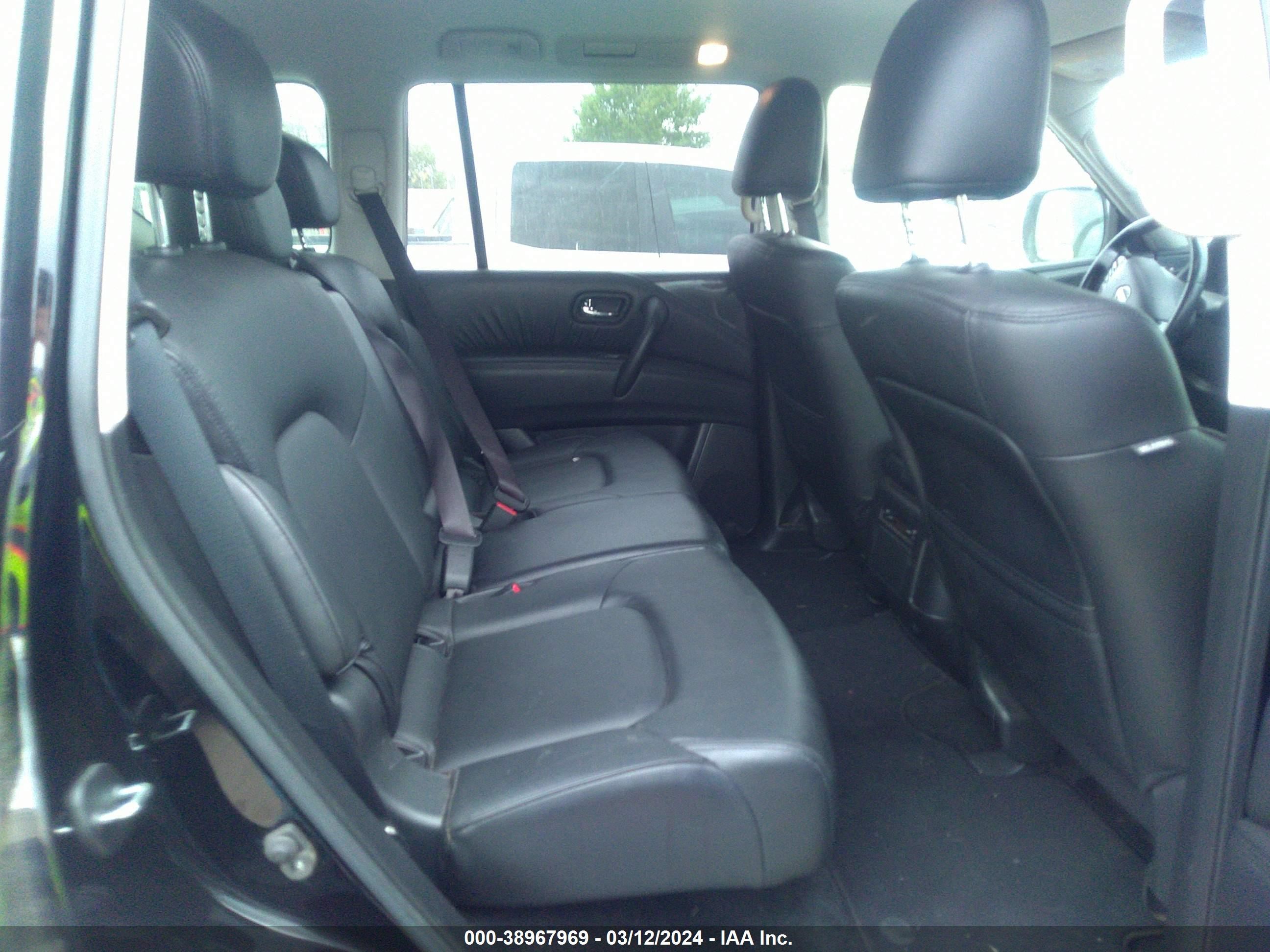 Photo 4 VIN: JN8AY2AD4M9660994 - NISSAN ARMADA 