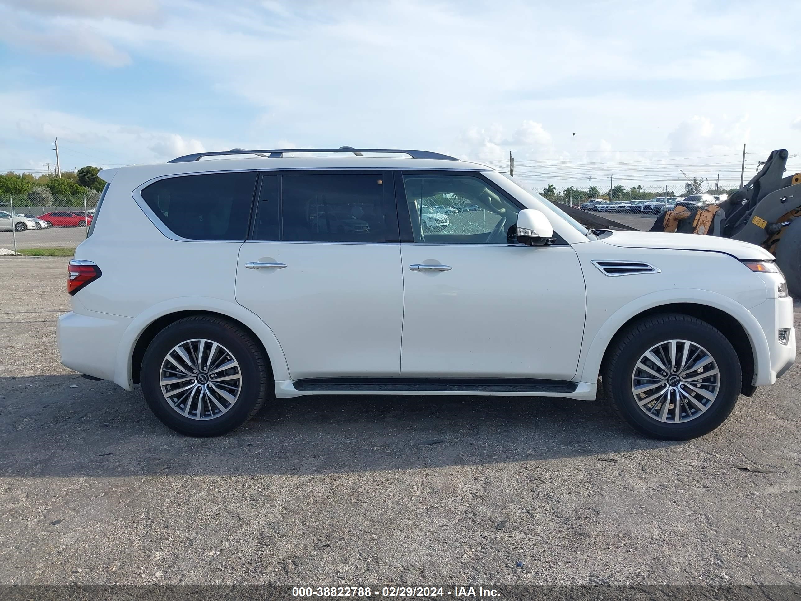 Photo 12 VIN: JN8AY2BC1P9180597 - NISSAN ARMADA 