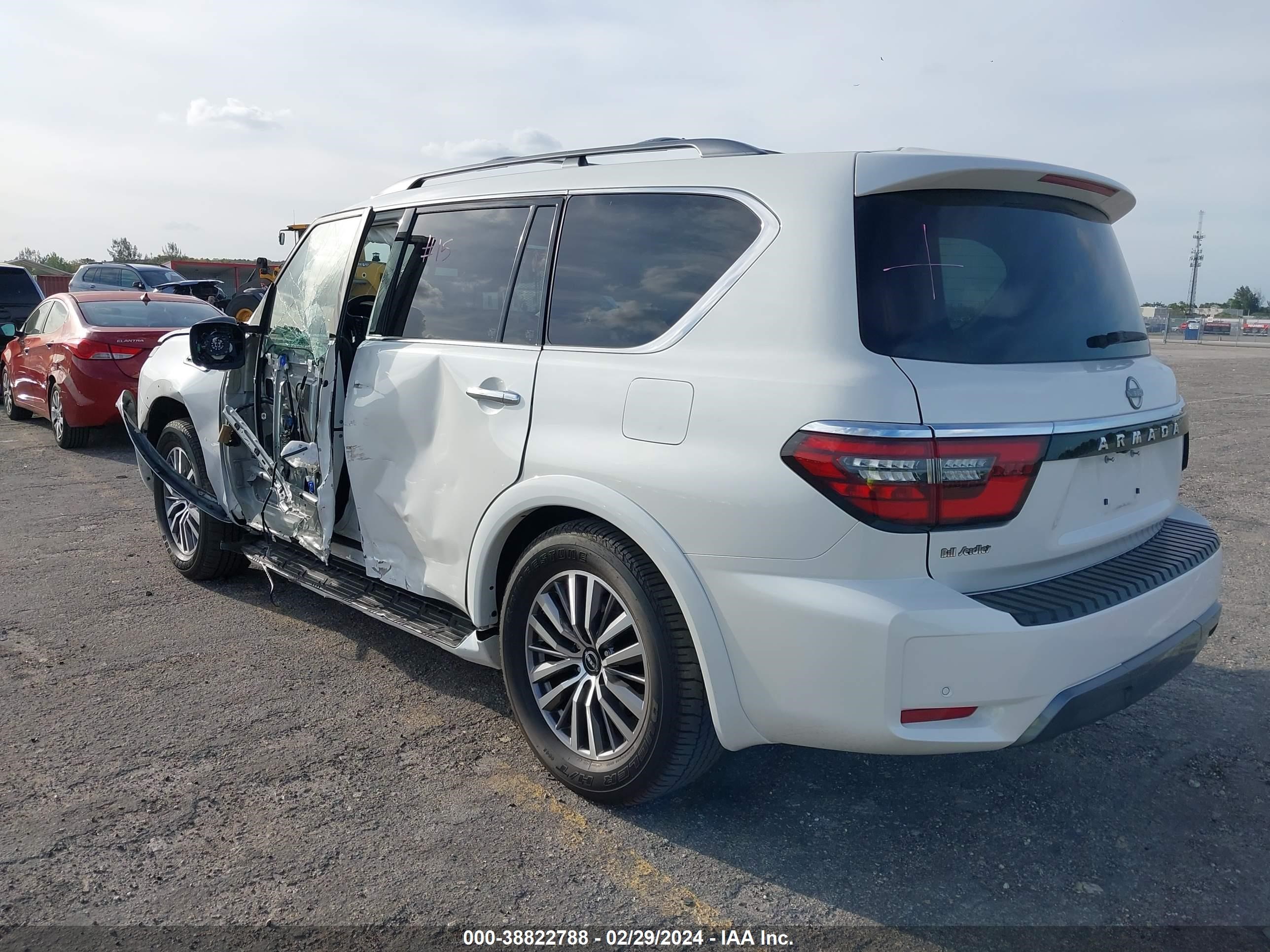 Photo 2 VIN: JN8AY2BC1P9180597 - NISSAN ARMADA 