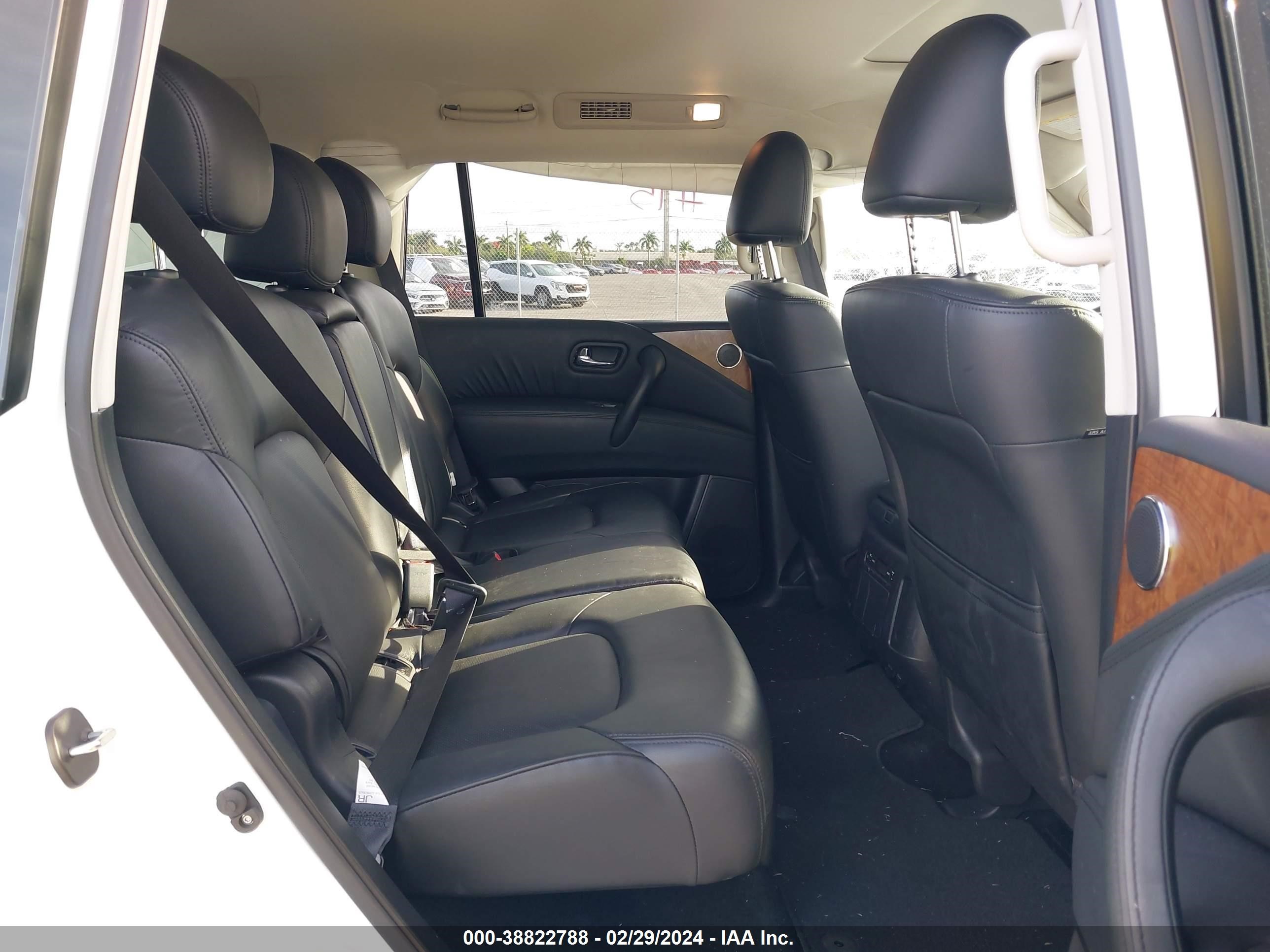 Photo 7 VIN: JN8AY2BC1P9180597 - NISSAN ARMADA 